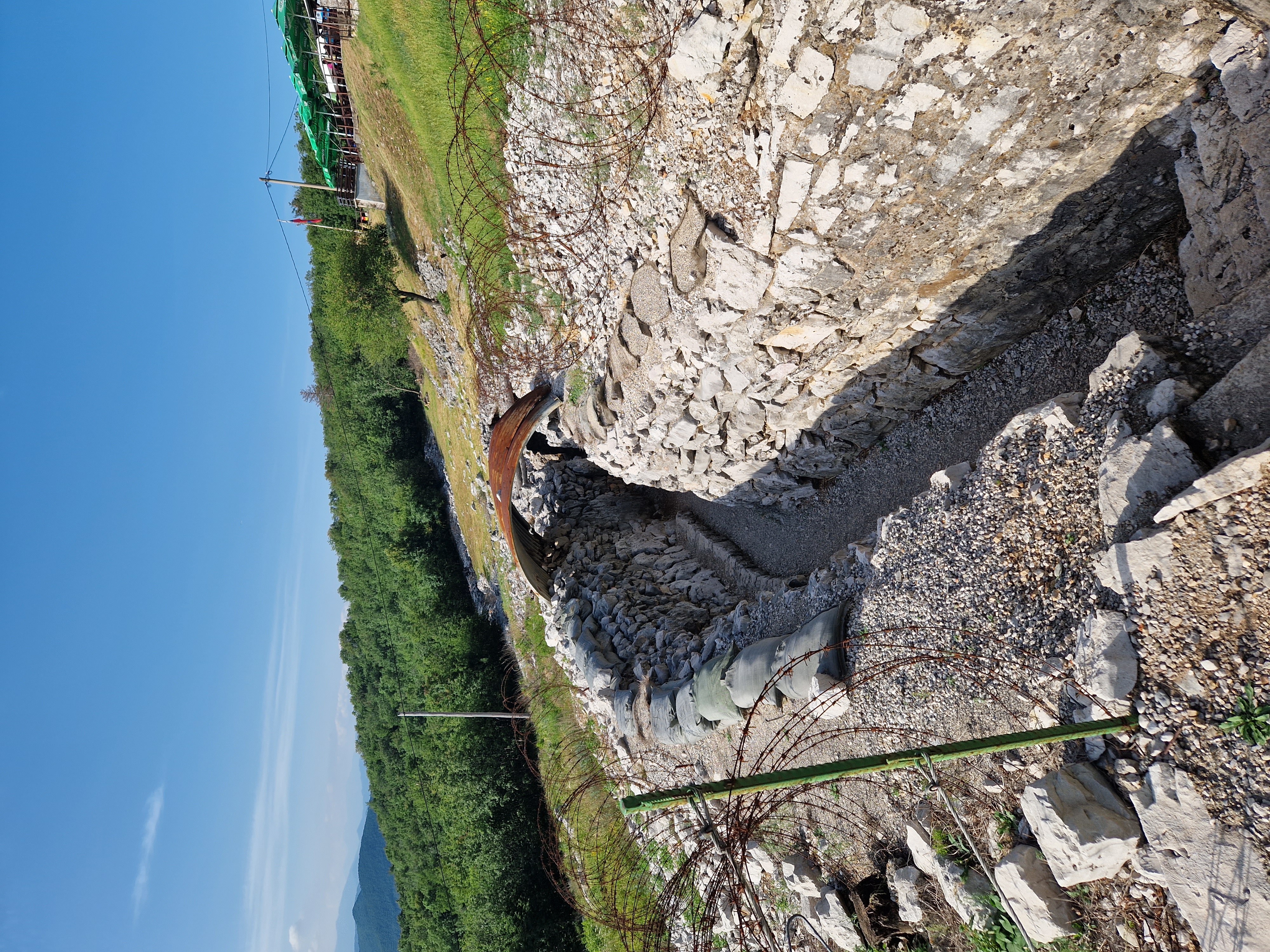 KAM V GORIŠKIH BRDIH PO KOŠČEK ZGODOVINE